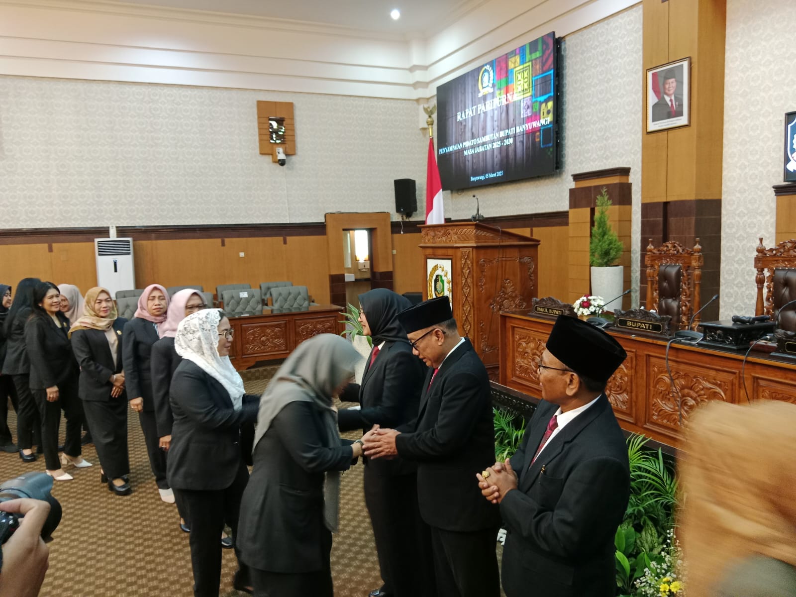 Wabup Sugirah, DPRD Apresiasi Dedikasinya untuk Banyuwangi maju
