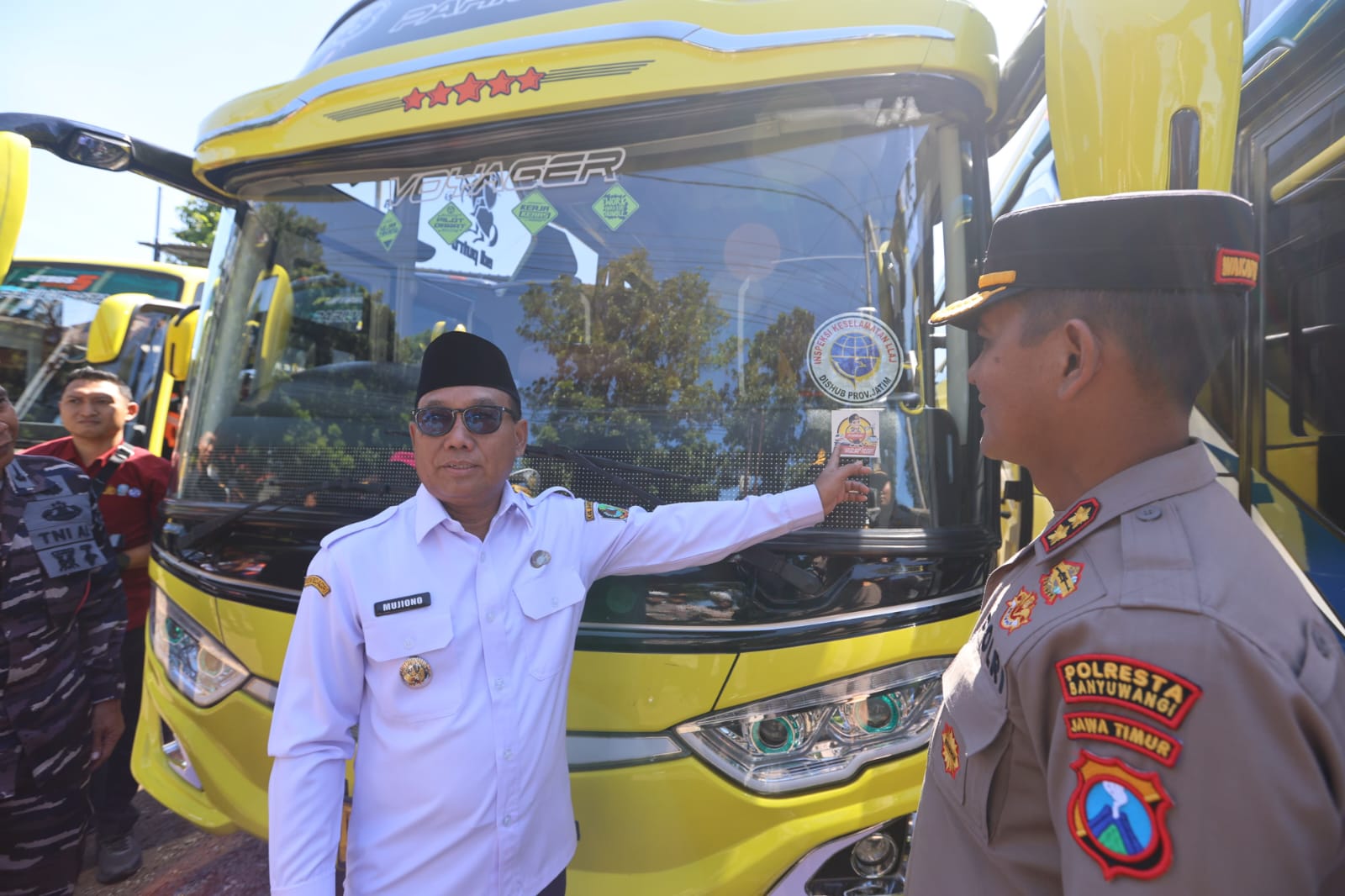 Menjaga Keselamatan Lebaran, Pemkab Banyuwangi dan Polresta Banyuwangi Laksanakan Ramp Check Bus