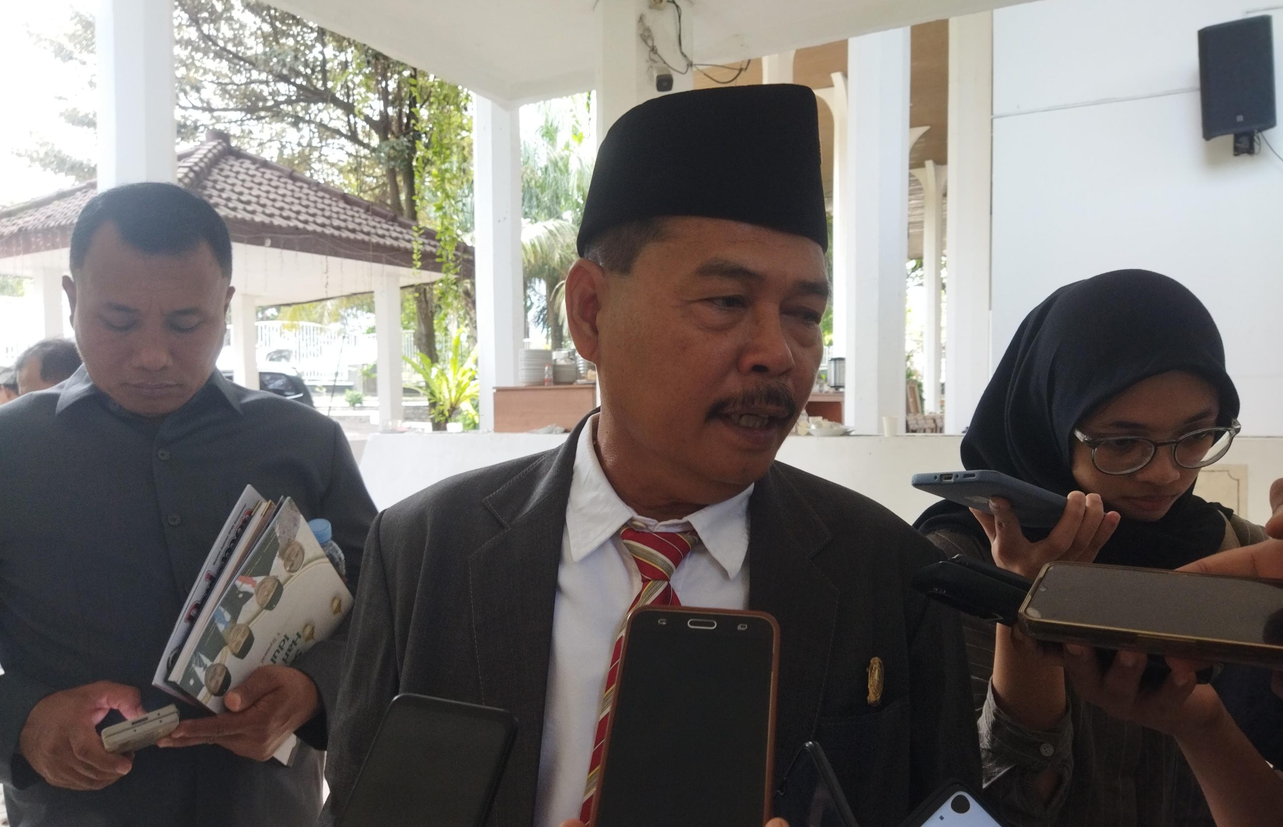 Rencana penutupan total Jalur Gumitir yang menghubungkan Banyuwangi dan Jember untuk perbaikan besar oleh Balai Besar Pelaksanaan Jalan Nasional (BBPJN) Jawa Timur-Bali mendapat perhatian serius dari DPRD Banyuwangi.